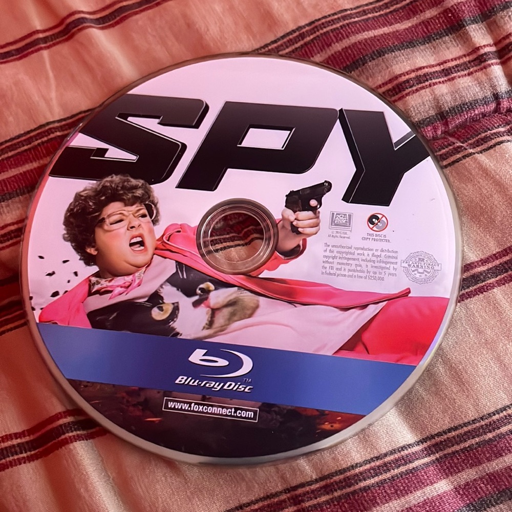 Spy(movie) - Picture 3 of 4